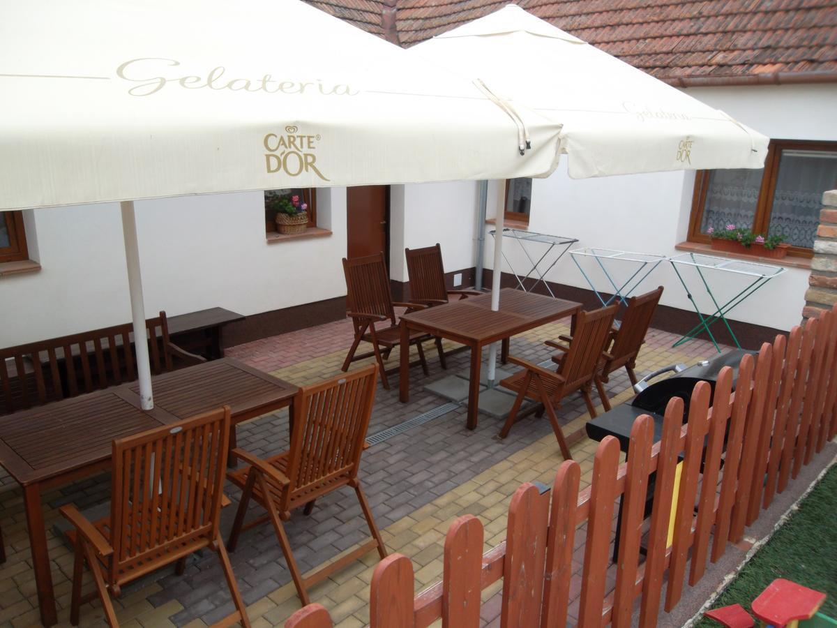 Ubytování u Maminky Lednice Exterior foto